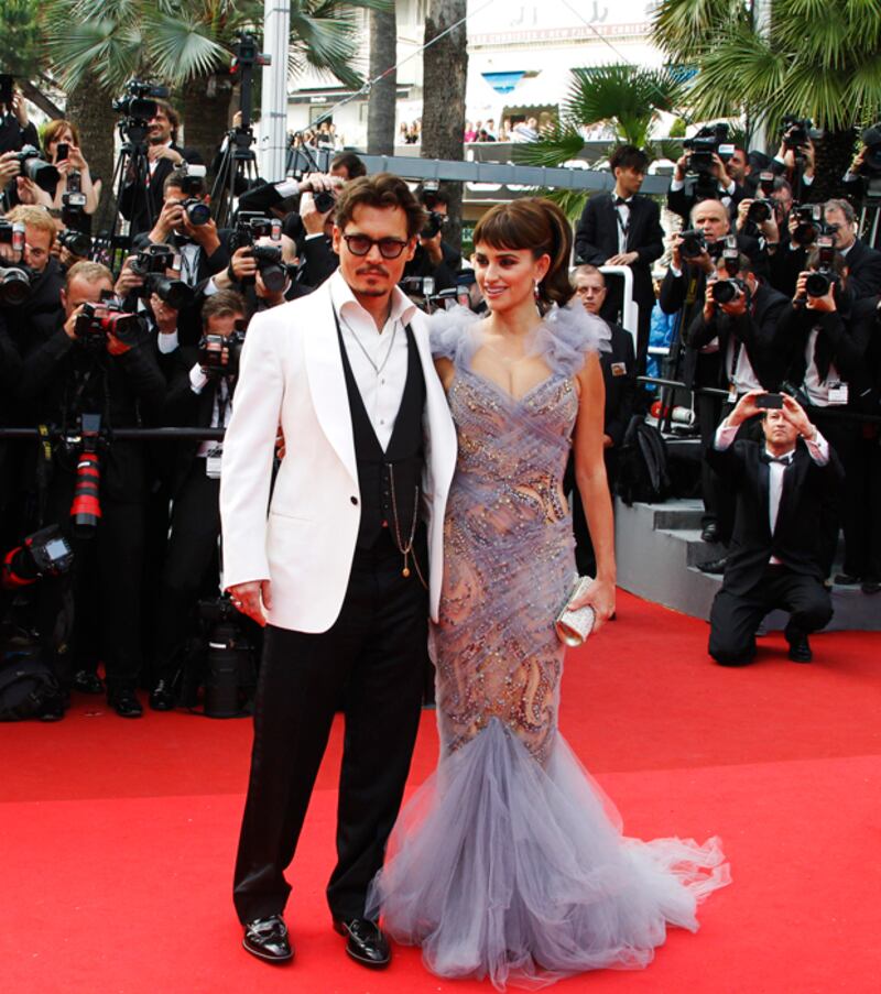 galleries/2011/05/12/cannes-2011-red-carpet/cannes-2011-red-carpet---depp-cruz_z45xk6