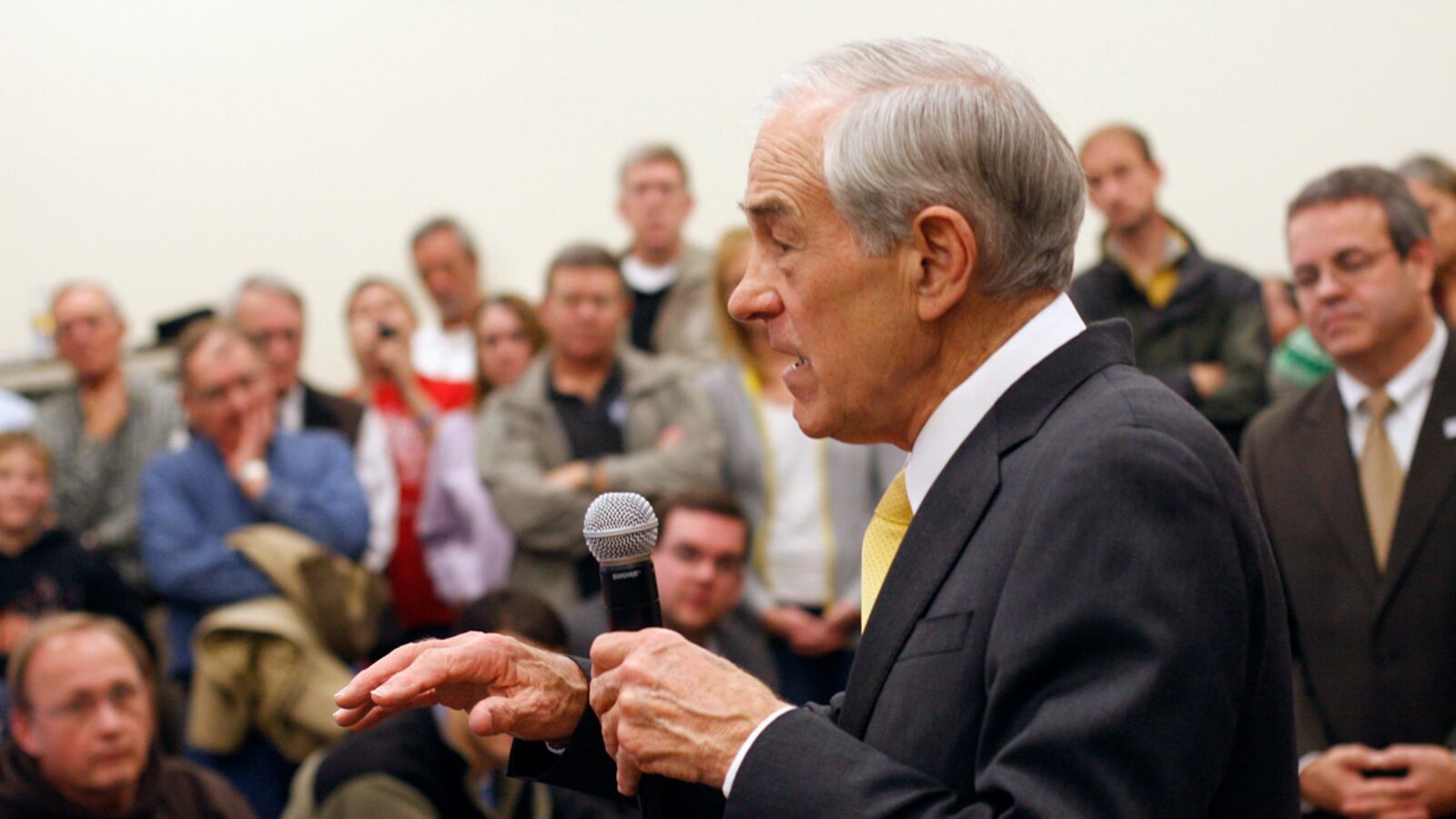 cheats/2011/12/28/ron-paul-retains-iowa-edge/ron-paul-iowa-lead-polls-cheat_bujjpj