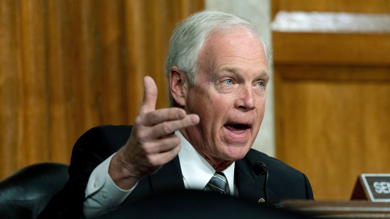 2021-02-23T183555Z_559005161_RC2IYL95C689_RTRMADP_3_USA-CONGRESS-SECURITY_nvccpy