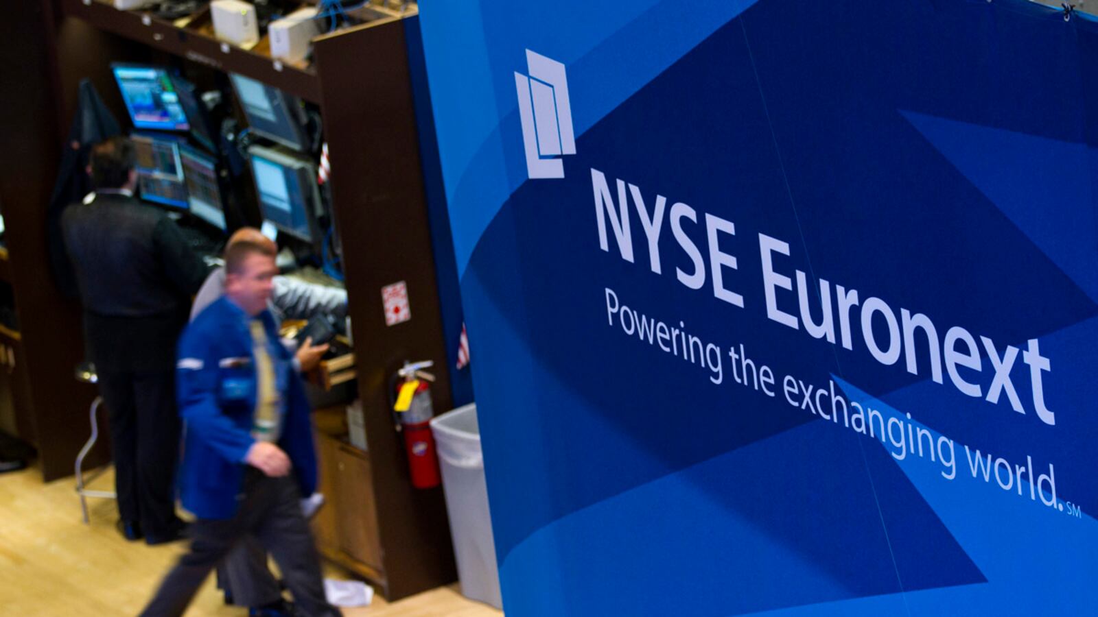 cheats/2012/02/01/nyse-and-deutsche-borse-won-t-merge/nyse-deutsche-borse-call-off-merger-cheat_bb6und