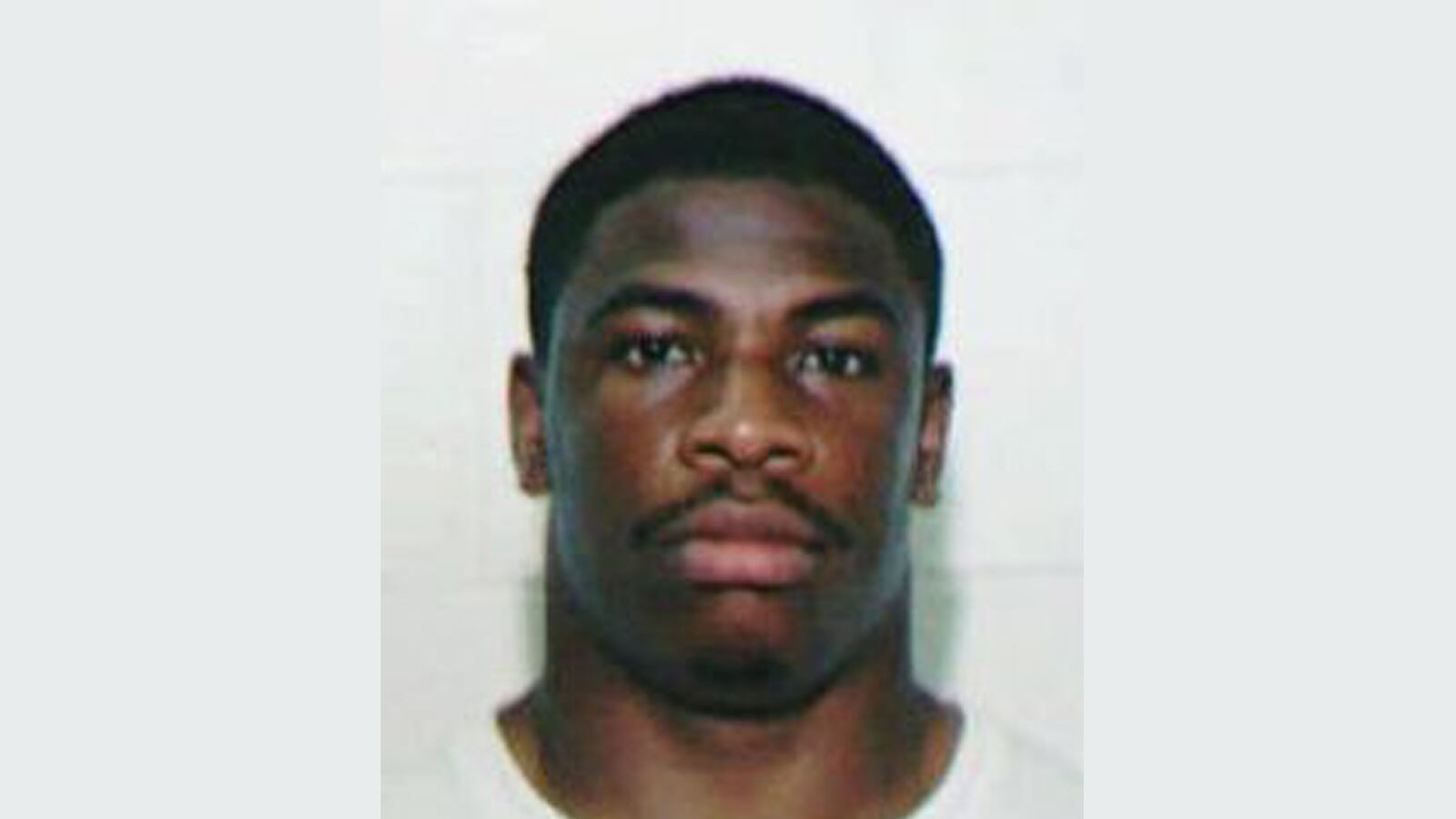 cheats/2015/04/13/cops-lawrence-phillips-killed-cellmate/150414-Lawrence-Phillips-cheat_ybhqfc