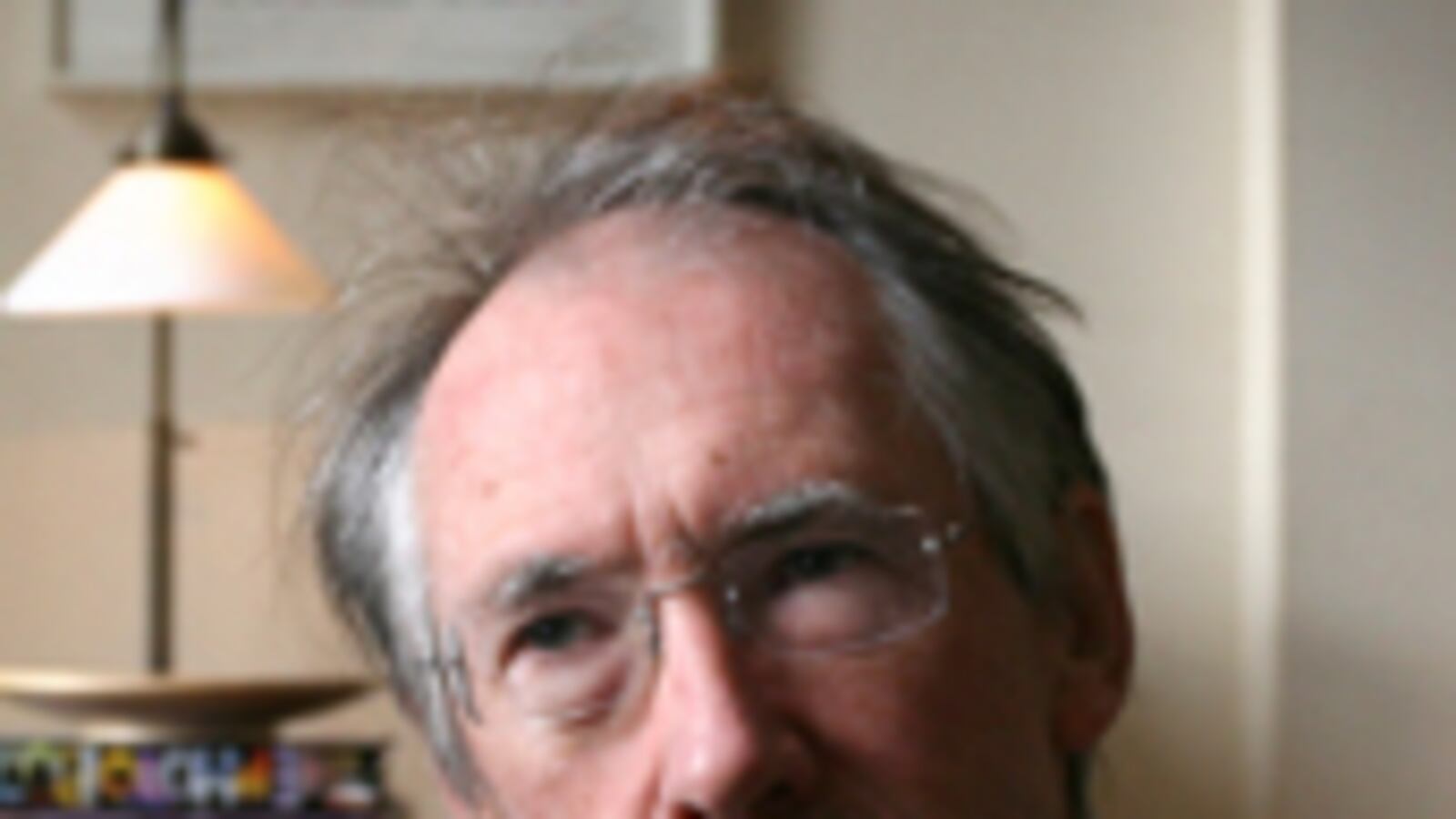 articles/2011/04/05/ian-mcewan-on-twitter-and-shakespeare/video-ian-mcewan_171404_xpswgn