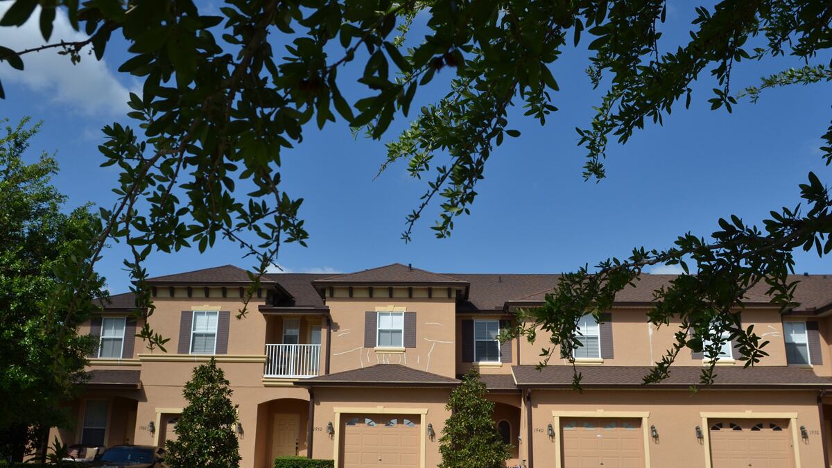 cheats/2012/04/02/trayvon-s-last-night-reconstructed/george-zimmerman-home-cheat_qguti6