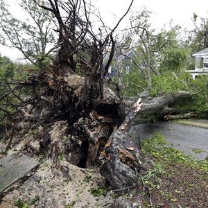 180914-Hurricane-Florence-tease_asejcw