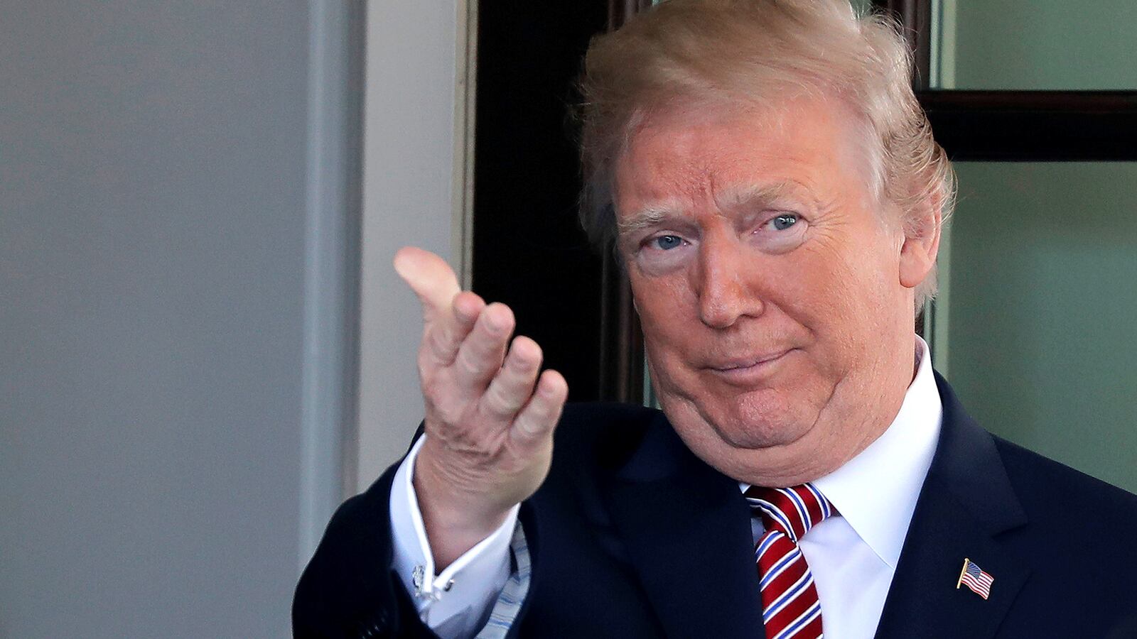 180416-clift-trump-tease_seoizf