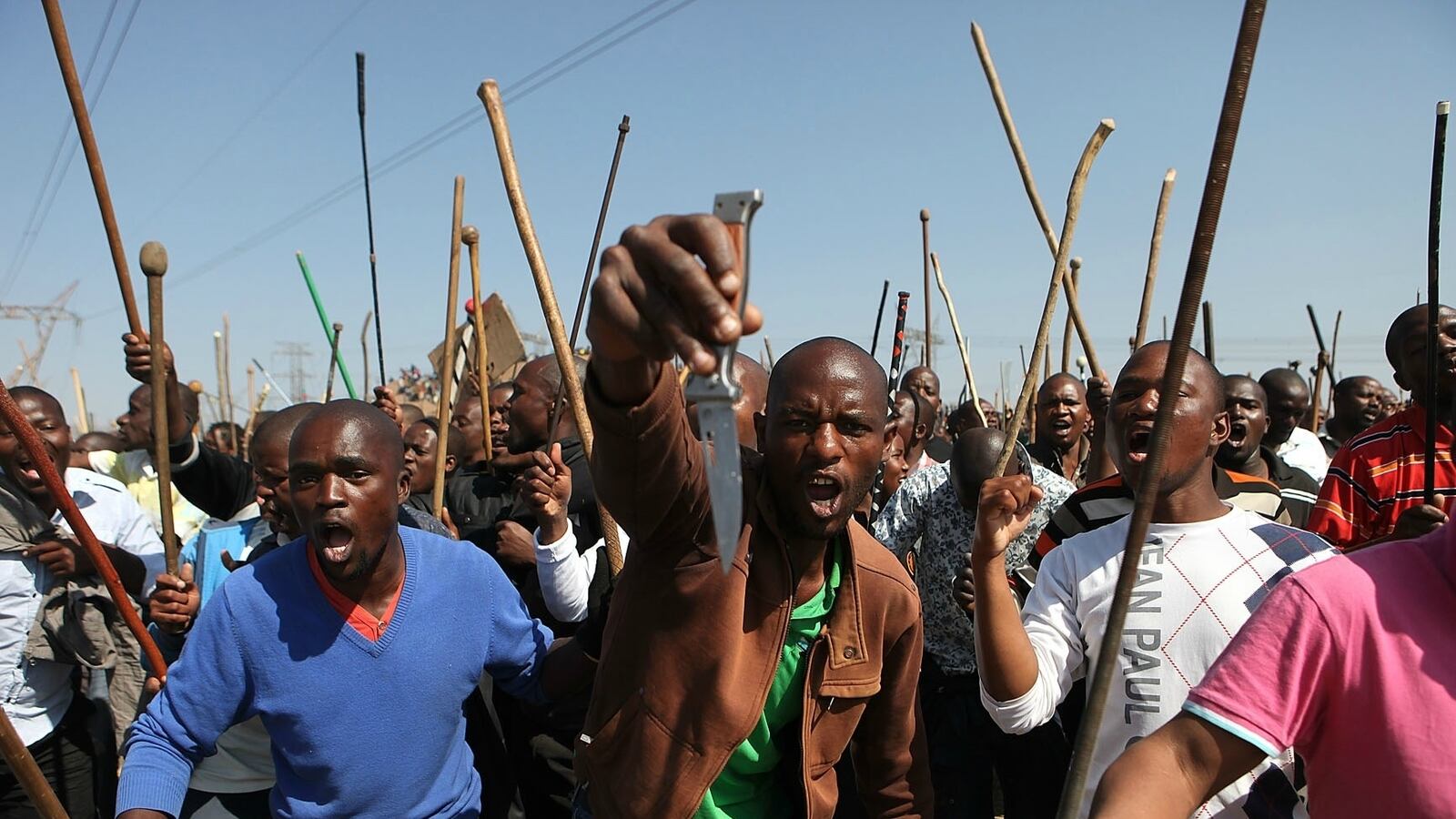 cheats/2012/09/10/41-200-miners-strike-in-s-africa/south-african-miners-cheat_jfkexa