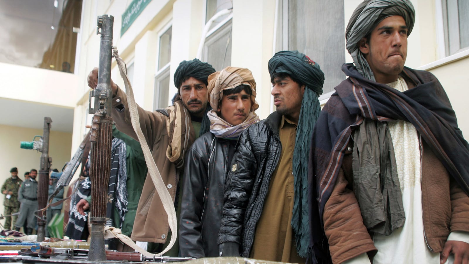 articles/2013/03/06/the-taliban-peacemakers/130305-moreau-yousakzai-taliban-peace-tease-embed_iel0oe