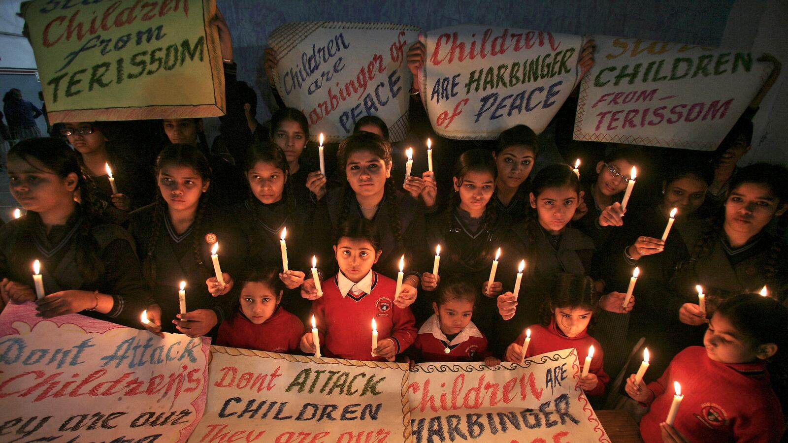 cheats/2014/12/17/afghan-taliban-condemns-pakistan-attack/141217-afghan-taliban-cheat_kpf1gj