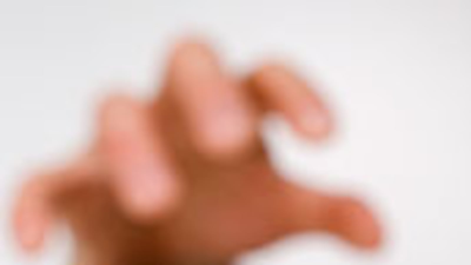 articles/2009/07/10/confessions-of-a-pill-head/lyon-behind-pill-head_36853_iacgum