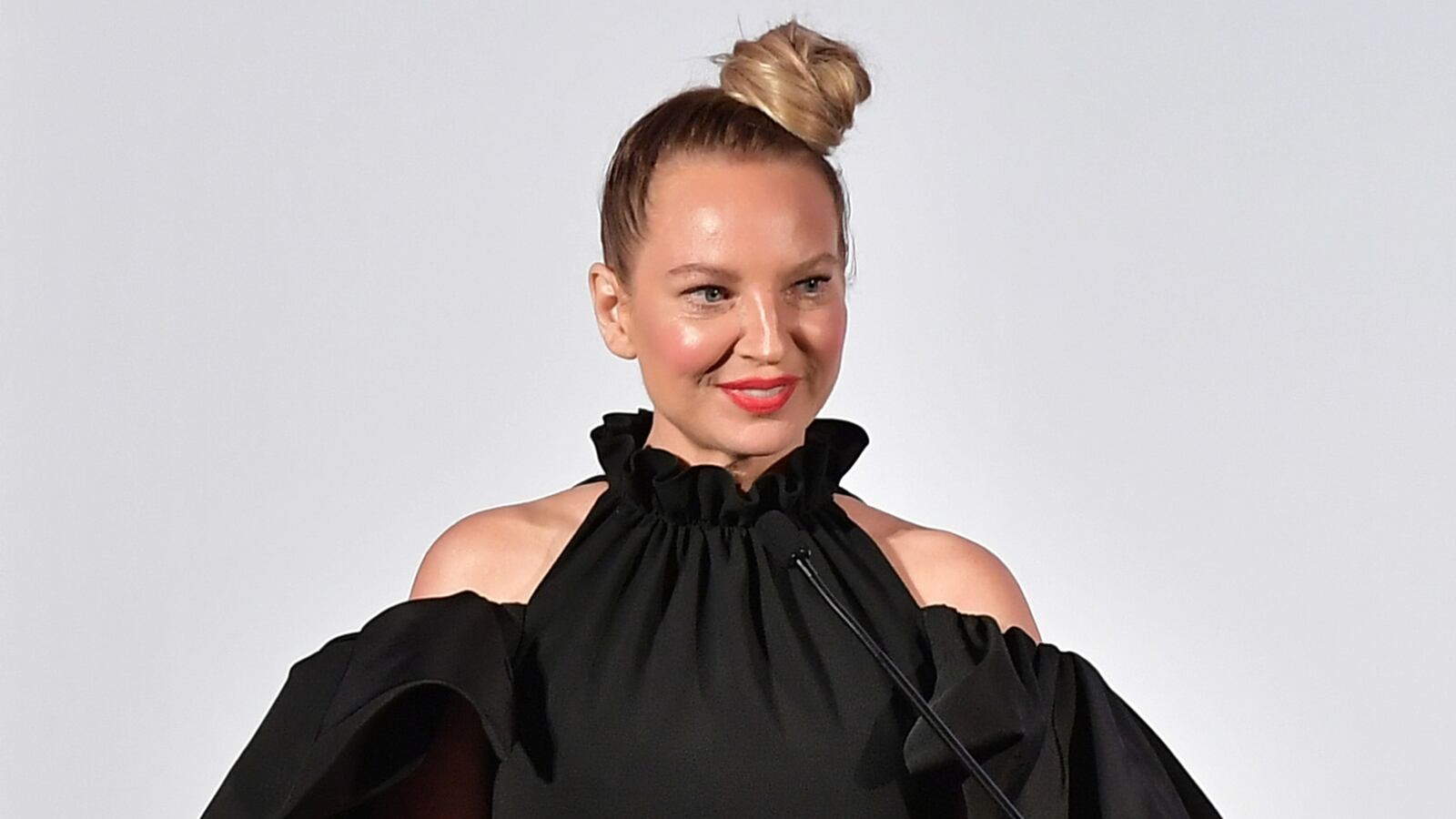 210204-bradley-sia-tease_qj0j6y