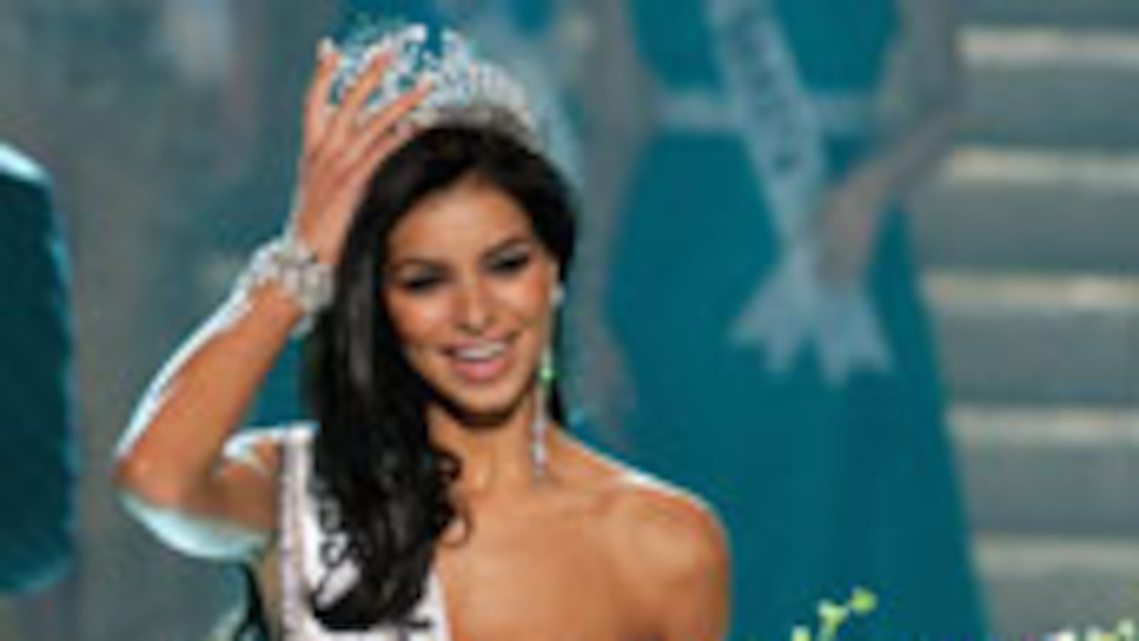 articles/2010/05/18/miss-usas-muslim-bikini-diplomacy/varadarajan-bikini-diplomacy_101374_ehdahf