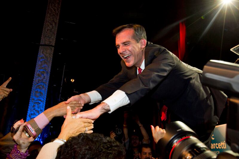 articles/2013/05/19/los-angeles-politics-needs-more-women/130512-phillips-LAgovt-tease_mjmxaf