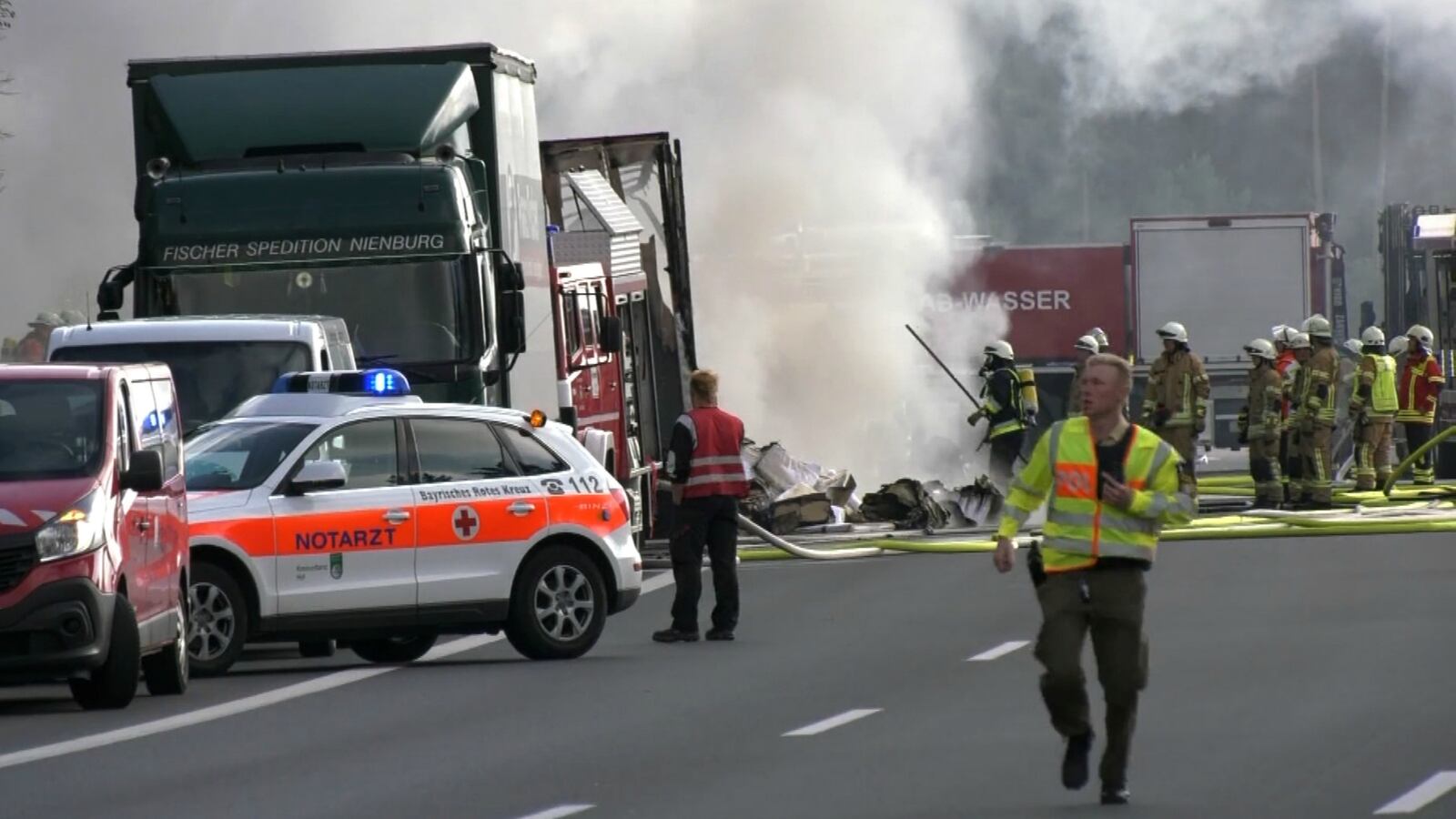 170703-germany-bus-crash-explosion-cheat_rfnlyj