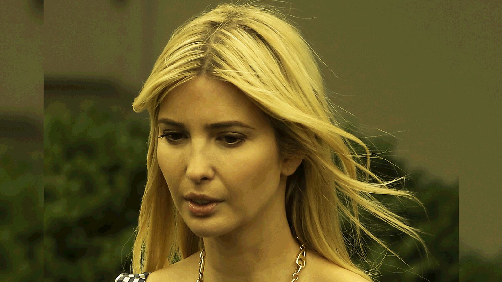 articles/2017/05/08/these-reviews-of-ivanka-trump-s-new-book-are-savage/170508-Jones-Ivanka-trump-tease_mrffrv