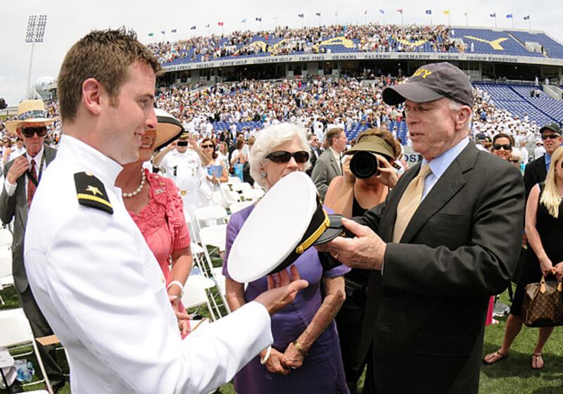 galleries/2009/05/26/my-brother-s-big-day/mccain-grad-6_ophbki