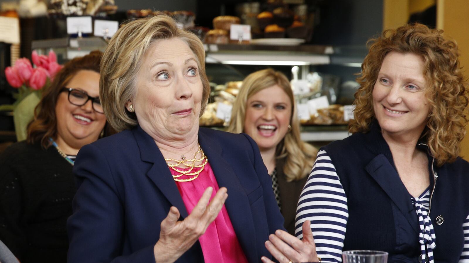 articles/2016/05/09/vanished-emails-from-hillary-s-top-geek-are-m-i-a/160509-harris-clinton-emails-tease_fzmvbd