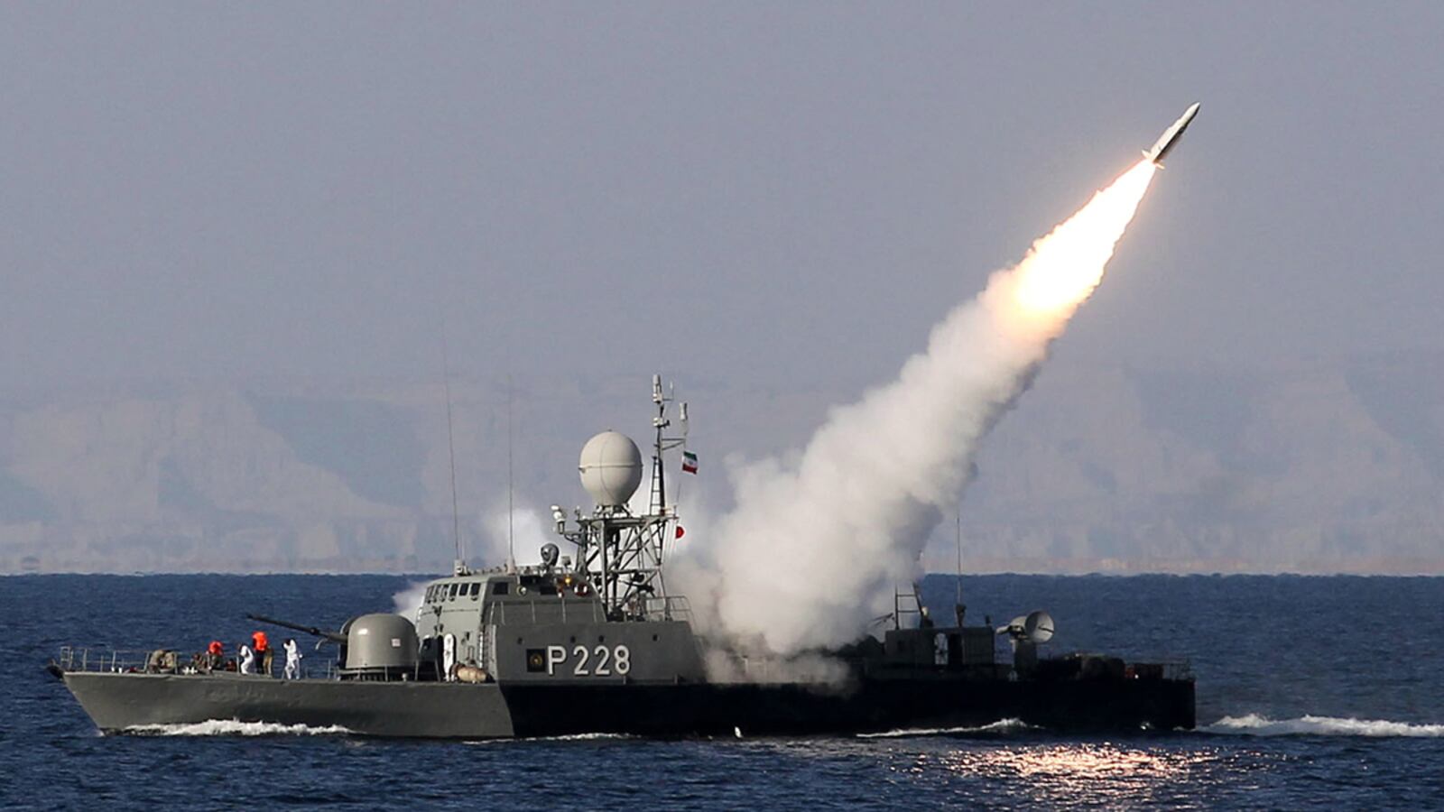 cheats/2012/01/02/iran-test-fires-new-missiles/iran-test-fires-missile-could-hit-us-base-cs_dualdh