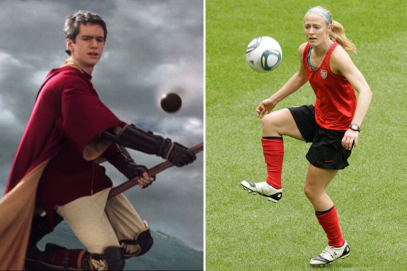galleries/2011/07/17/harry-potter-s-quidditch-team-vs-u-s-women-s-world-cup-squad-photos/quidditch-wood-sauerbrunn_rnhfrq
