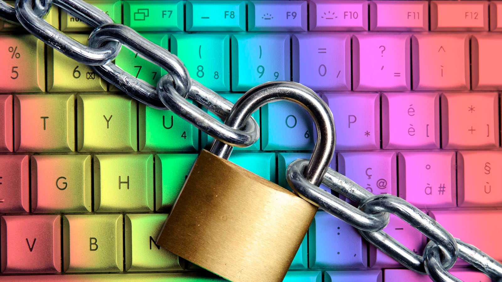 articles/2016/09/21/in-a-wave-of-web-repression-russia-blocks-its-most-popular-gay-site/160921-nemstova-russia-tease_ae0nxt