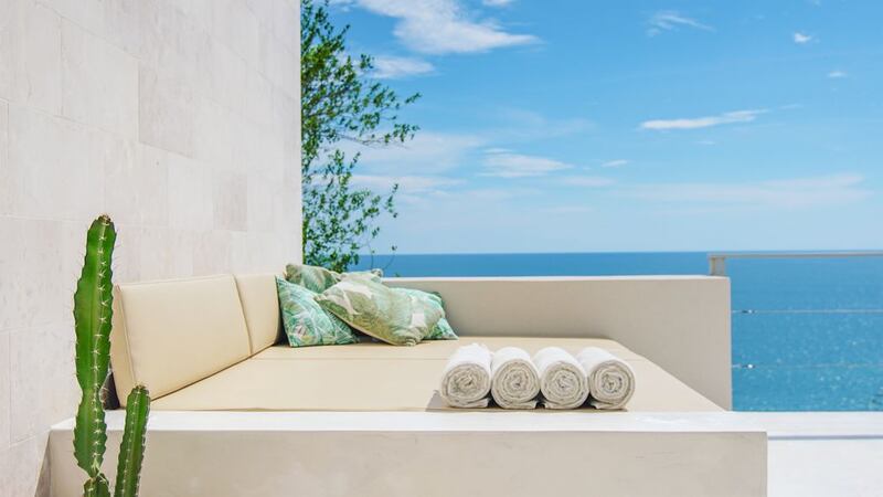 200214-mcnearney-omg-i-want-to-rent-this-house-08_cnnkrx