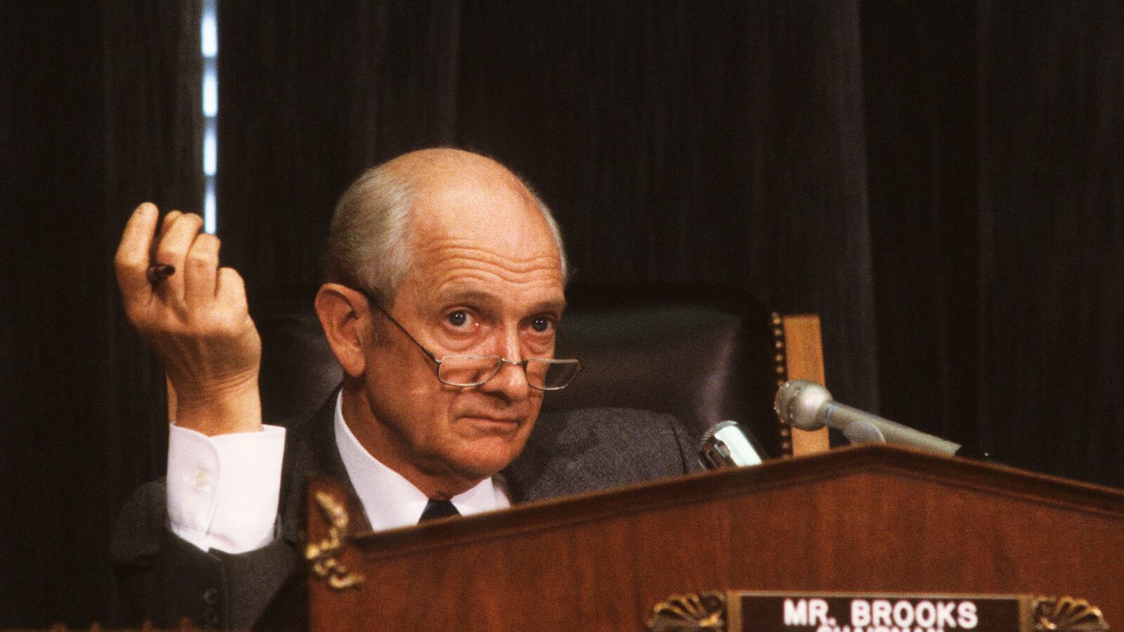 galleries/2012/12/06/longtime-texas-rep-jack-brooks-dies-photos/jack-brooks-obituary-1983_i9hgj2