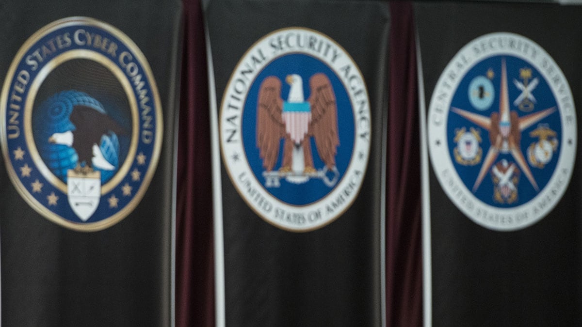 cheats/2014/10/24/top-spy-leaving-nsa-in-shakeup/141024-nsa-cheat_ipb5fu