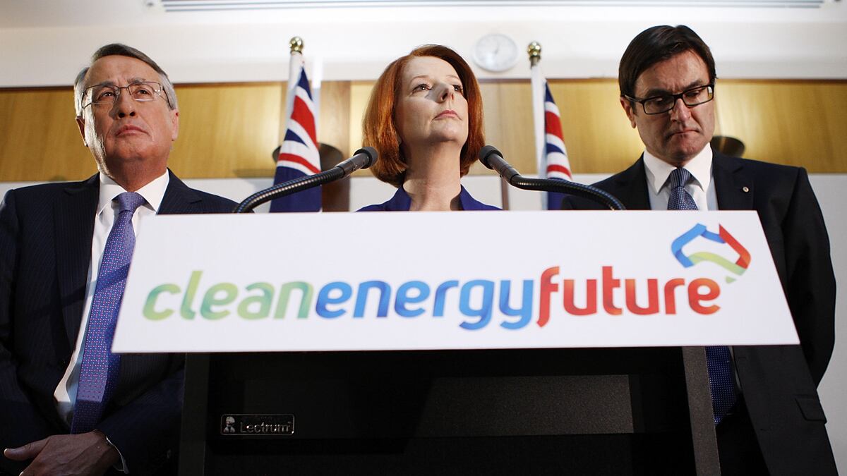 cheats/2011/07/10/australia-to-charge-biggest-polluters/australia-carbon-tax-cheat_fjhnpu