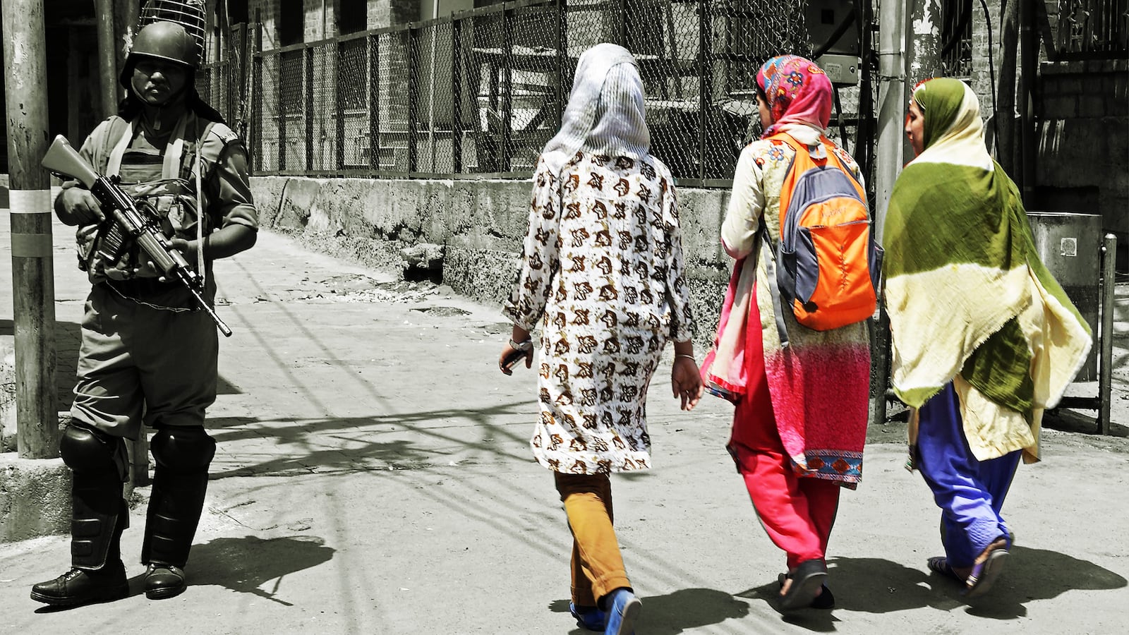 181225-kryt-escobar-tease-4_un9b2t