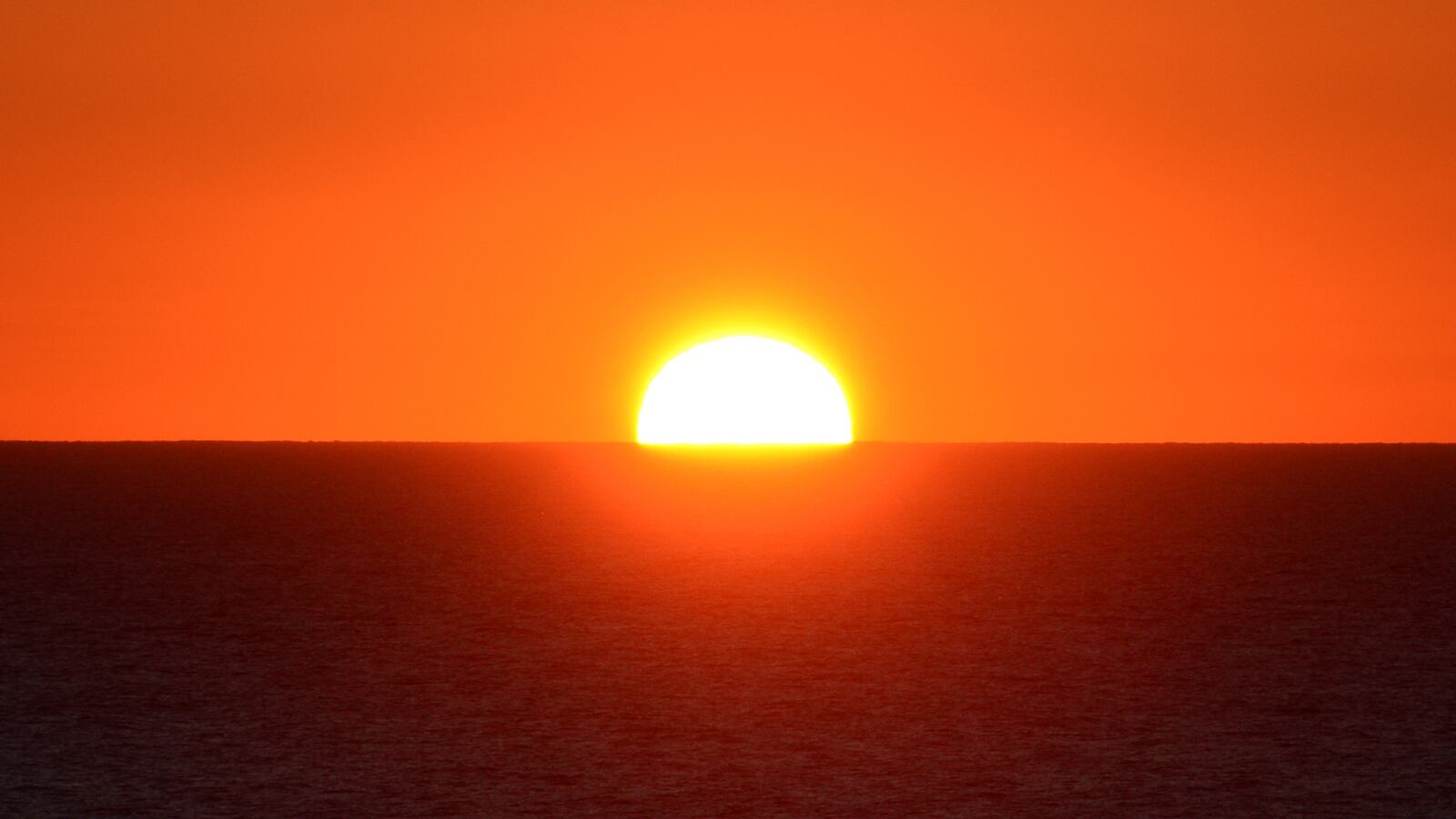 Orange sky in Lissabon,Portugal