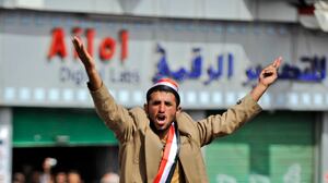 cheats/2011/03/21/army-commanders-defect-in-yemen/yemen-protests-2_rdfdrd