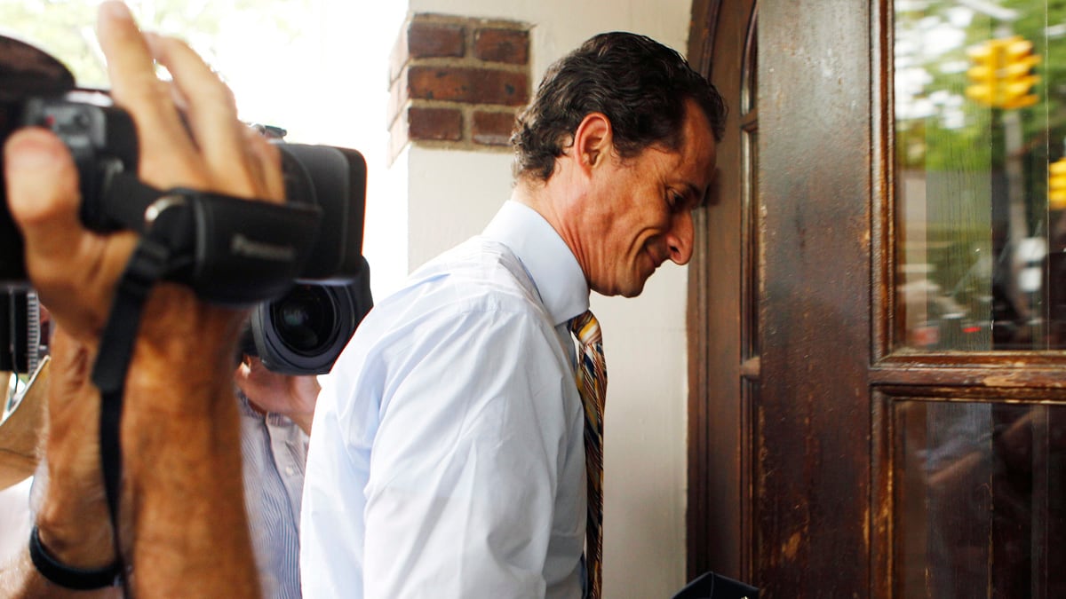 cheats/2011/06/17/weiner-s-successor-gets-raw-deal/anthony-weiner-resignation-successor-cheat_exdast