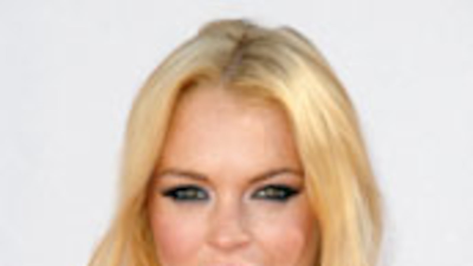 articles/2010/08/05/lindsay-lohan-debuts-new-handbag-collection/howorth_118175_iuxrw4