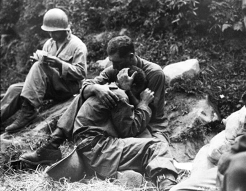 articles/2010/11/10/james-gandolfini-produces-wartorn-hbos-brilliant-war-doc/dana-wartorn_140186_bkpvv7