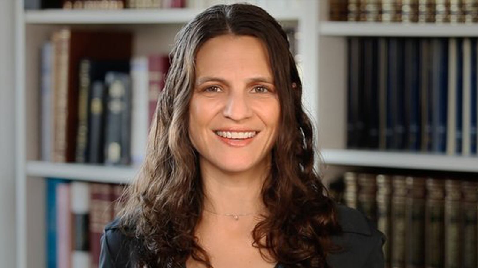 articles/2014/02/26/why-we-stopped-ranking-rabbis/140225-ginsberg-rabbi-tease_cs8ycu