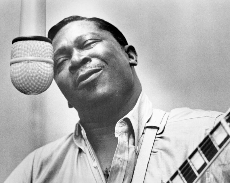 galleries/2015/05/15/b-b-king-a-life-in-photos/150515-bb-king-06_uha8iq