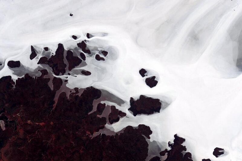 galleries/2015/10/13/scott-kelly-tweets-astonishing-pics-from-space/151013-scott-kelly-04_am1pug