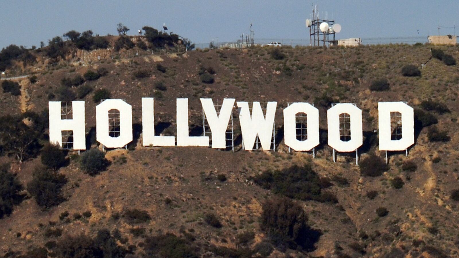 cheats/2012/01/21/hollywood-head-hands-identified/hollywood-head-hands-identified-cheat_yxhtcl