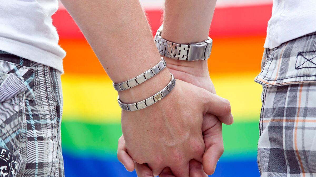 cheats/2011/12/07/america-s-lgbt-hypocrisy/best-gay-friendly-tease_lapjga