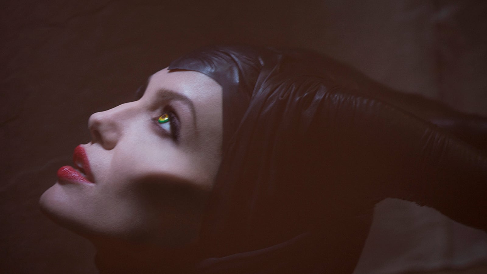 cheats/2013/11/13/maleficent-trailer-released/131113-maleficent-cheat_bqv22n