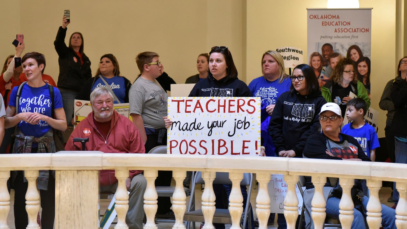 180404-teachers-oklahoma_dhzaa0