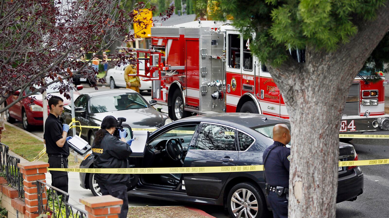 cheats/2013/06/07/three-wounded-in-ca-school-shooting/130607-santa-monica-shooting-tease_xgshni
