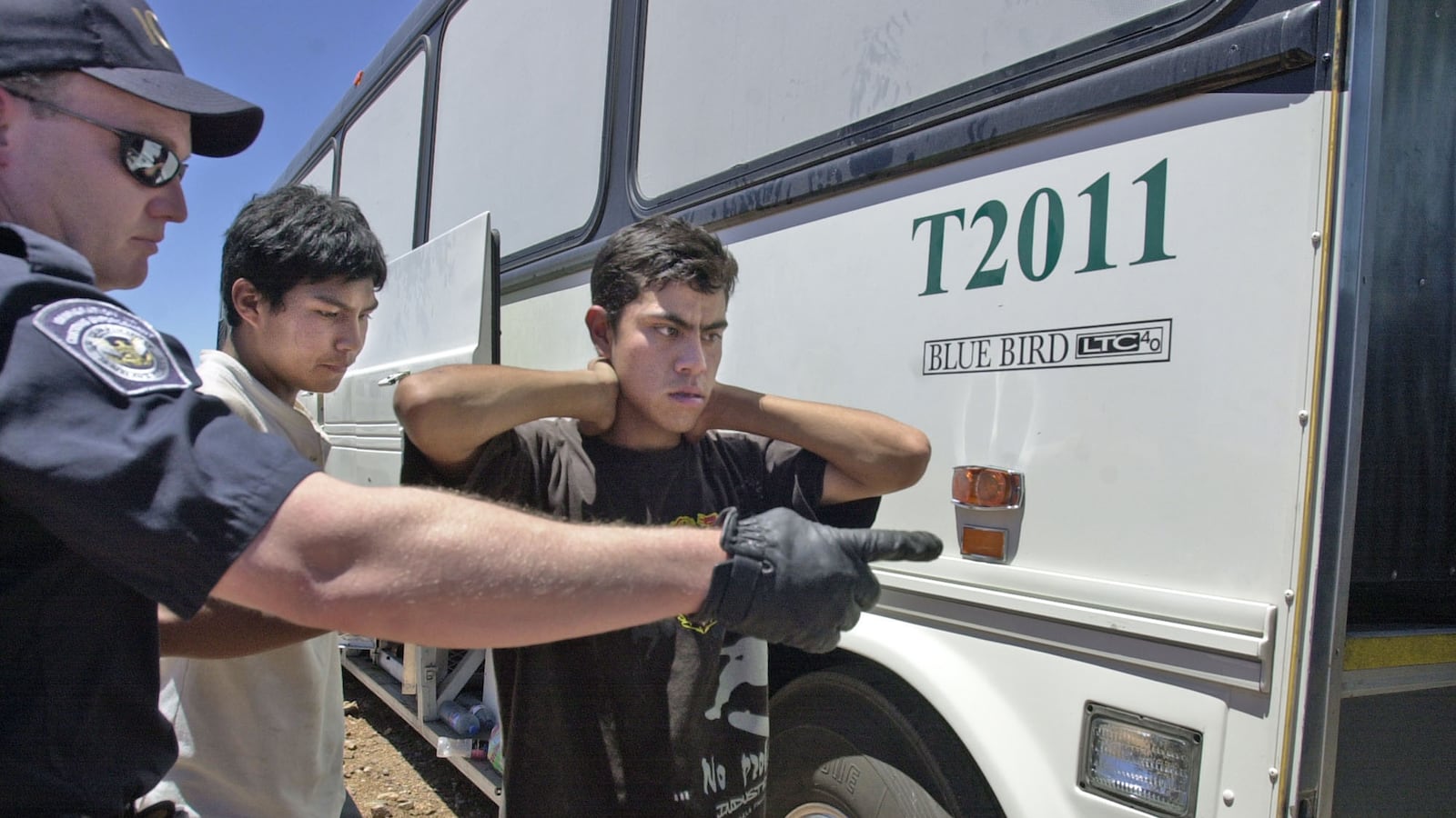 articles/2014/04/10/the-border-towns-the-constitution-forgot/140409-dickson-amendment_ctyvzs