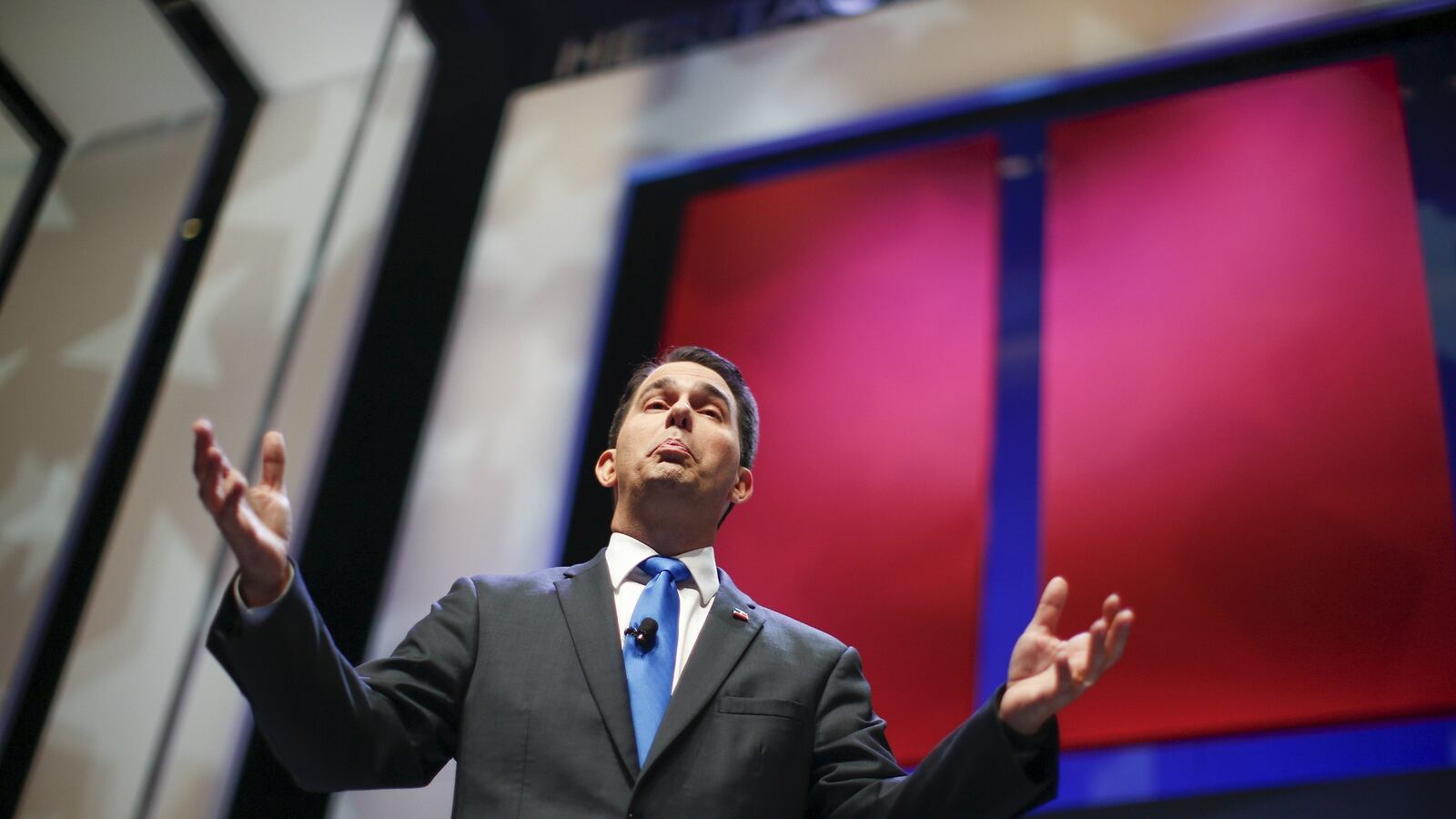 cheats/2016/04/08/wi-court-tosses-right-to-work-law/160408-cheat-walker_gjvn9g