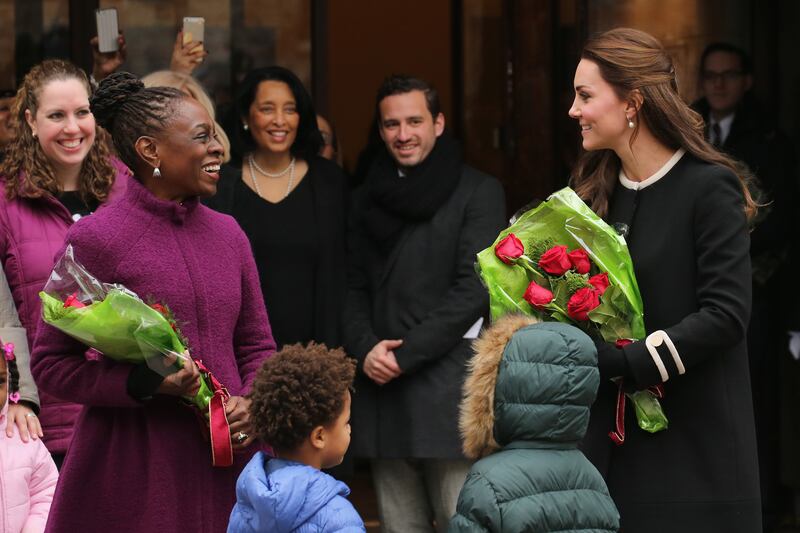 articles/2014/12/08/kate-middleton-and-prince-william-s-2m-dinner/141208-sykes-kate-middleton-harlem-tease2_ilvdjv