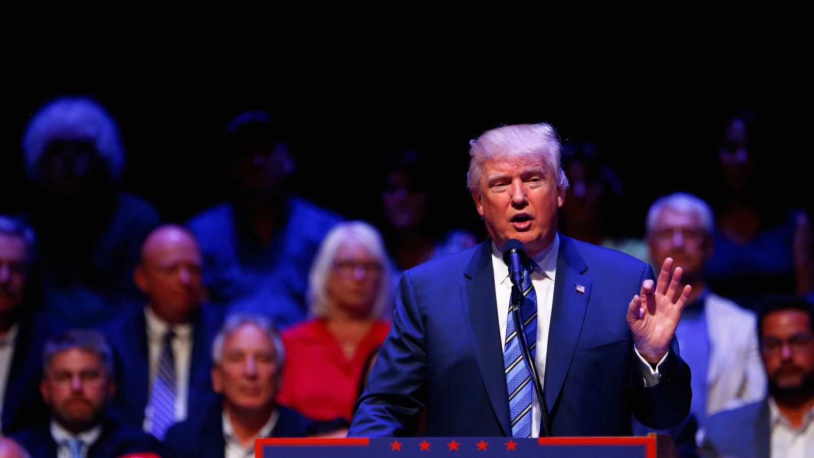 cheats/2016/08/09/trump-i-won-t-change-my-temperament/160804-trump-polls-cheat_hjavnf