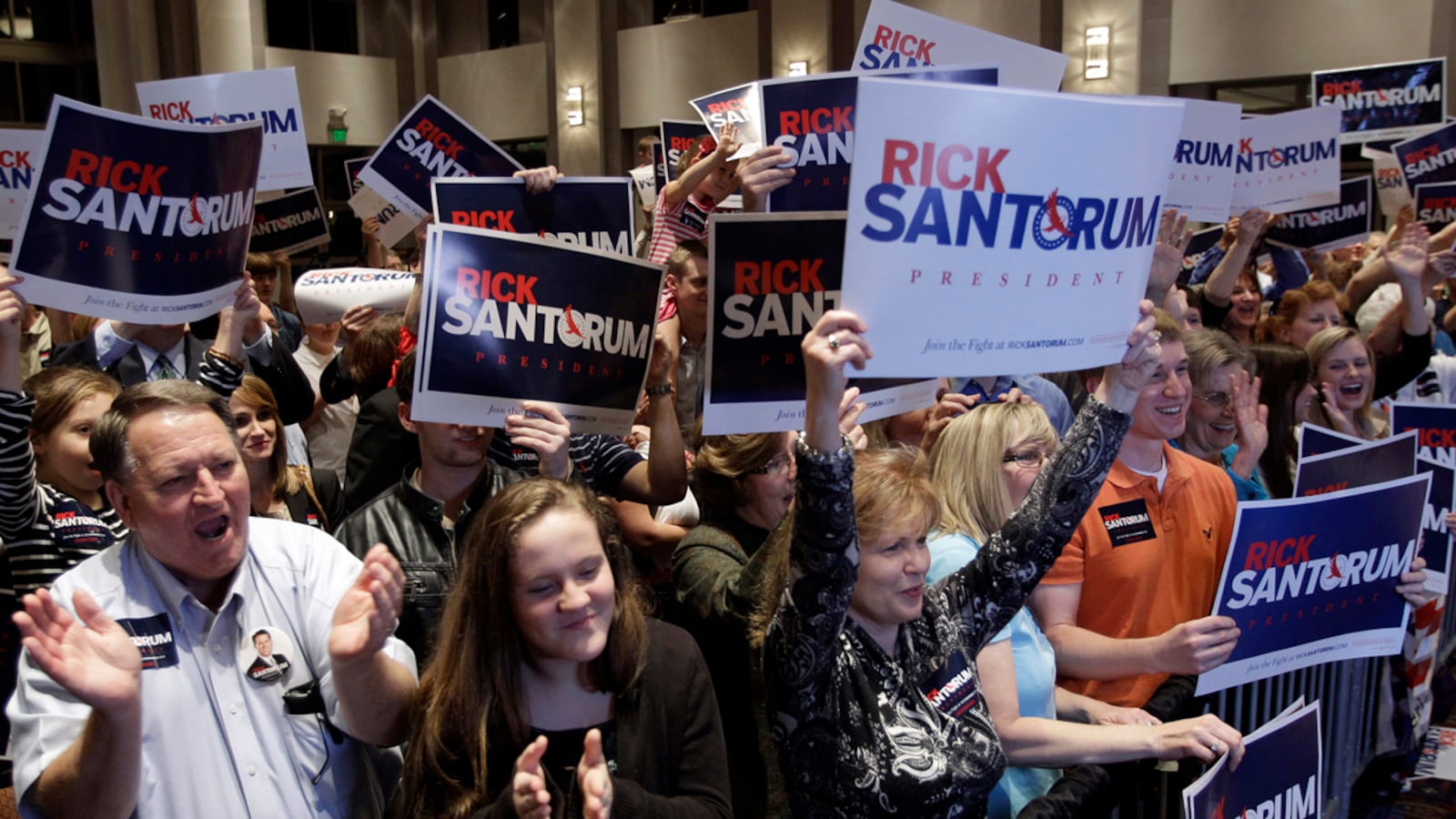 cheats/2012/03/13/santorum-wins-alabama/santorum-supporters-alabama-primaries-cheat_mwzbap