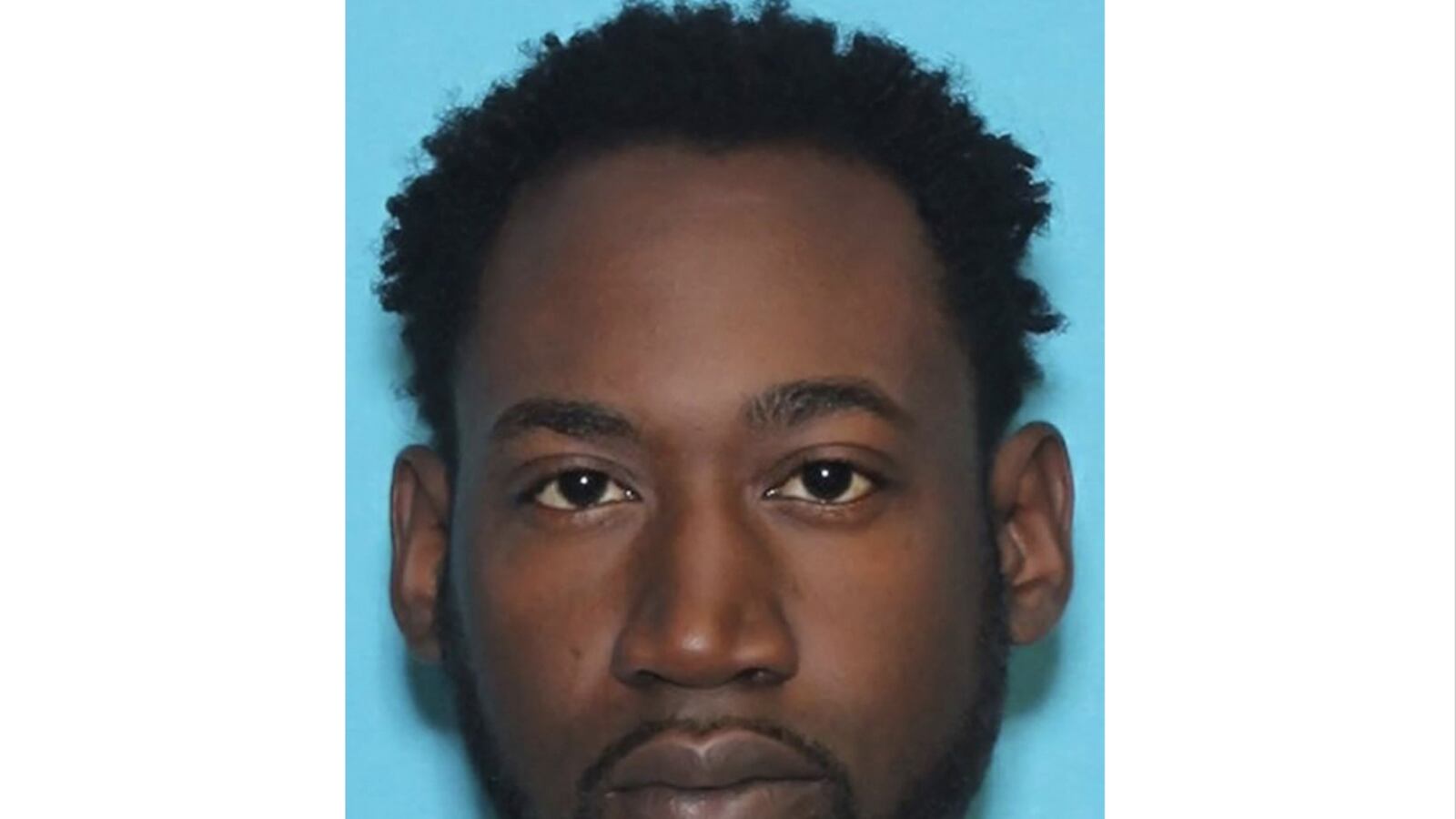 cheats/2016/11/22/san-antonio-cop-killer-married-during-manhunt/161122-cop-killer-married-cheat_uhi6ga