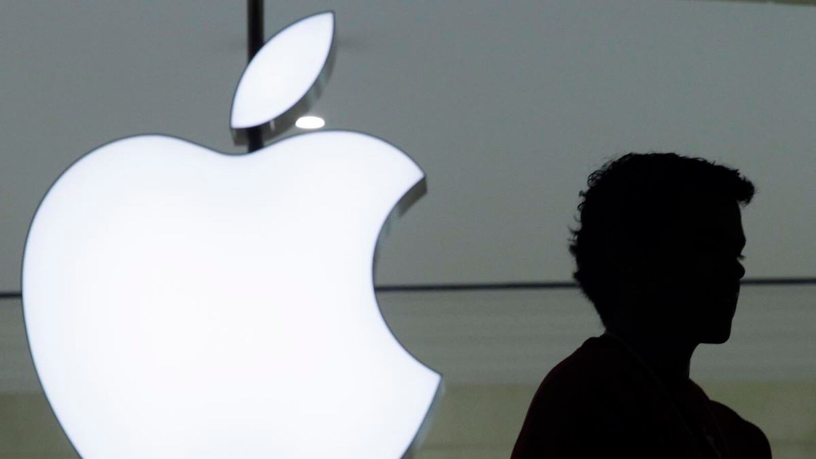 cheats/2013/06/03/doj-and-apple-clash/apple-law-suit-price-fixing-ebooks-cheat_wpazbe