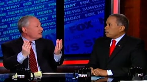 videos/2010/04/26/bill-kristol-and-juan-williams-argue-on-fox-news-sunday/bill-kristol-and-juan-williams-argue-on-fox-news-sunday---120_eiic9k