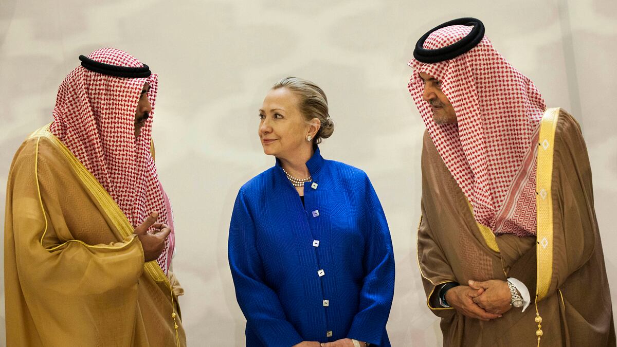 cheats/2012/03/31/clinton-iran-running-out-of-time/clinton-saudi-arabia-cheat_ibz8w6